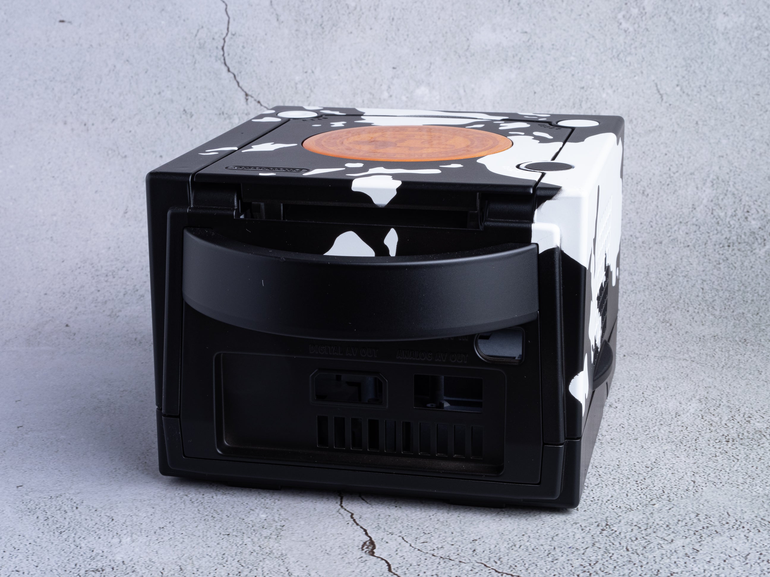 Lonlon Ranch - Custom Nintendo GameCube Console Shells (B-Stock)