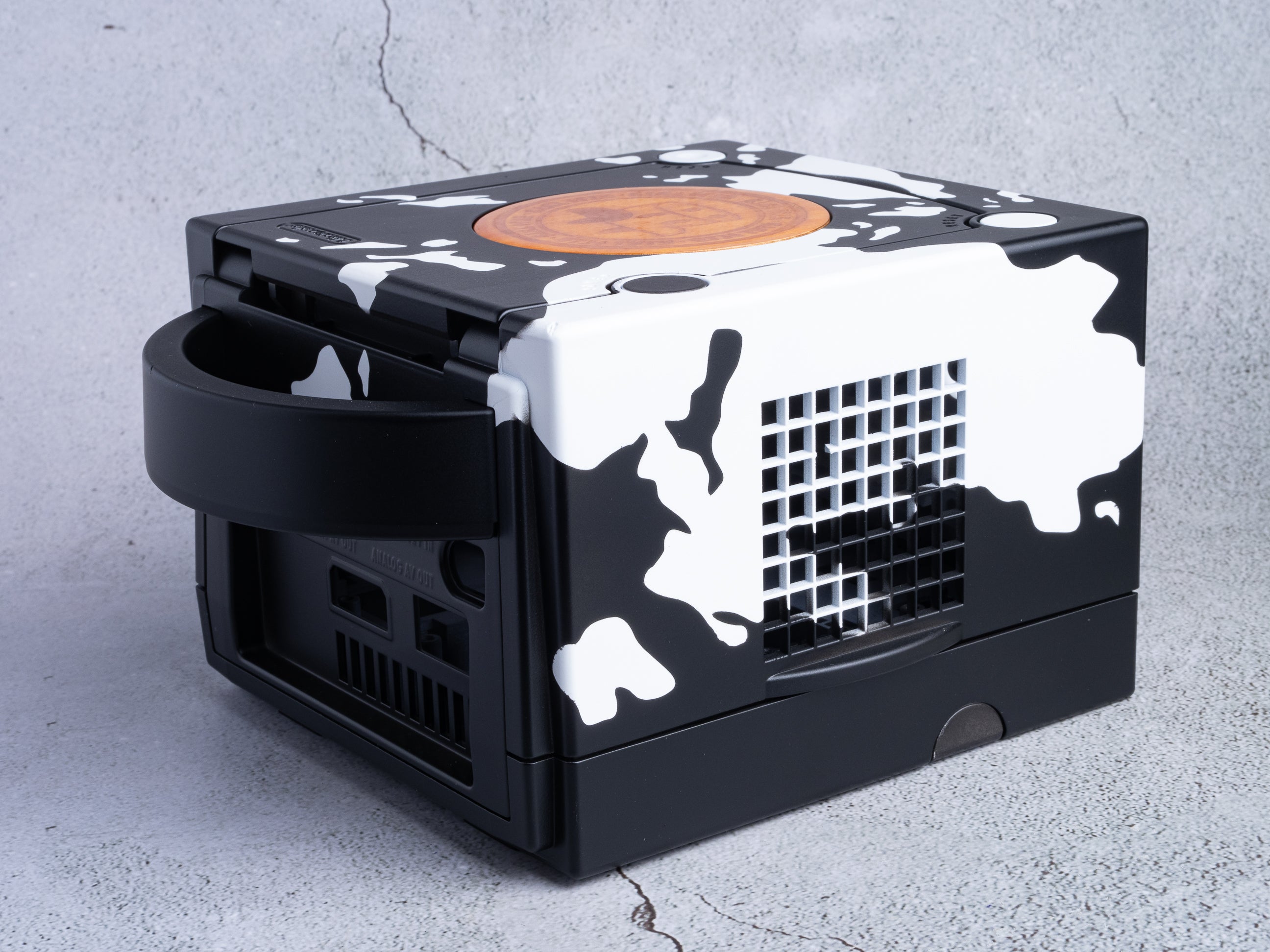 Lonlon Ranch - Custom Nintendo GameCube Console Shells (B-Stock)