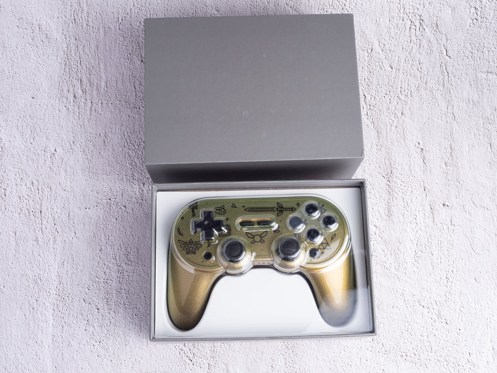 8BitDo SN30 Pro+ Controller - Custom Painted - The Legend of Zelda