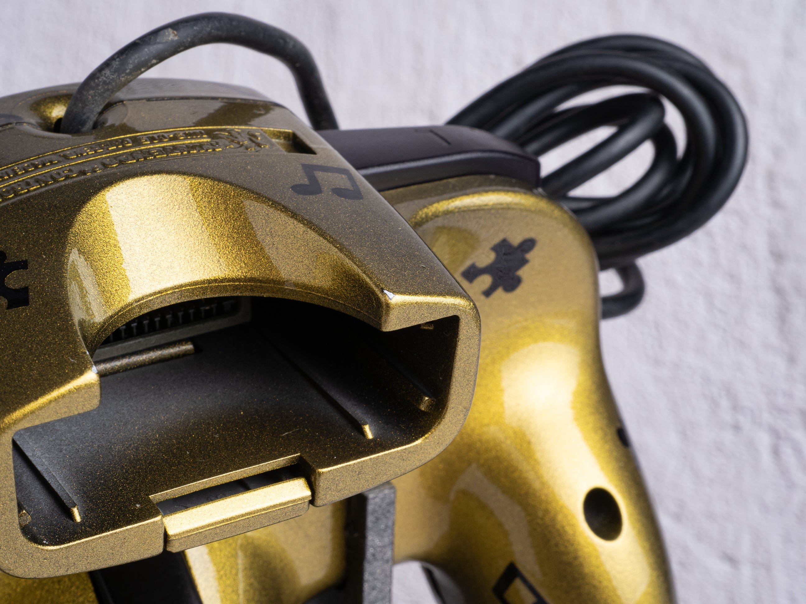 Banjo-Kazooie Gold - Custom Painted Nintendo 64 Controller (OEM)