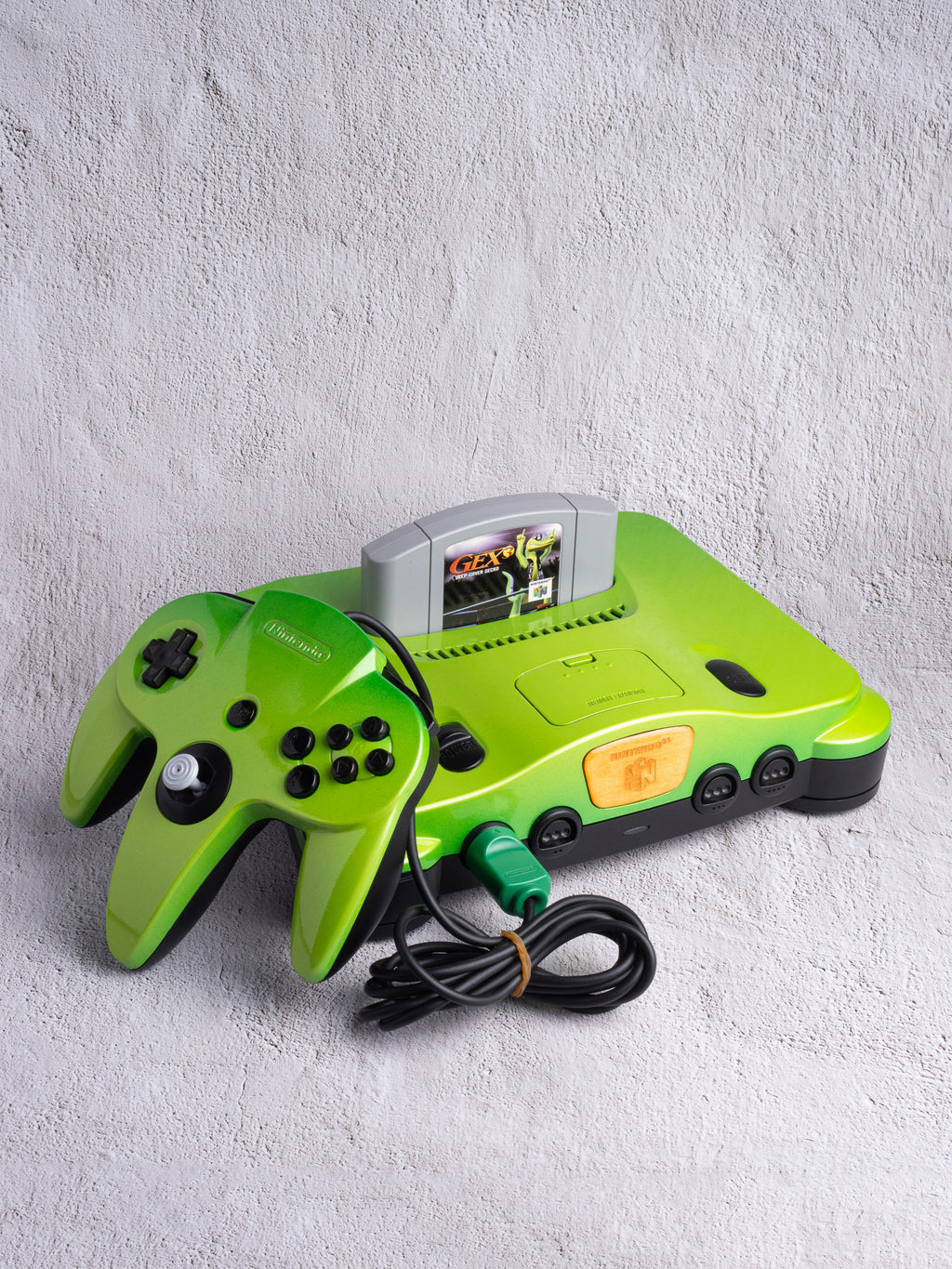 Custom Nintendo 64 - Console + Controller