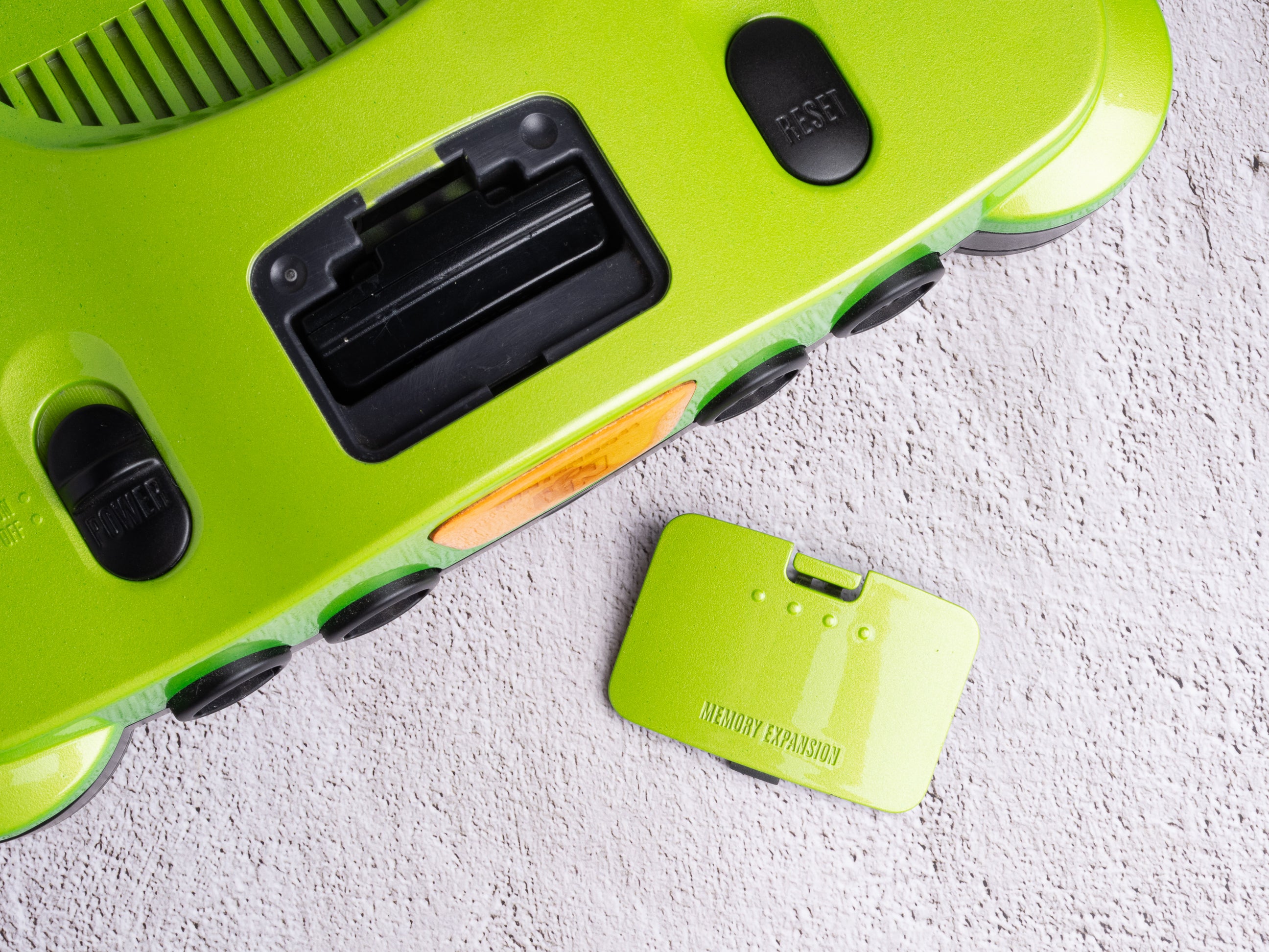 Custom Nintendo 64 - Console + Controller
