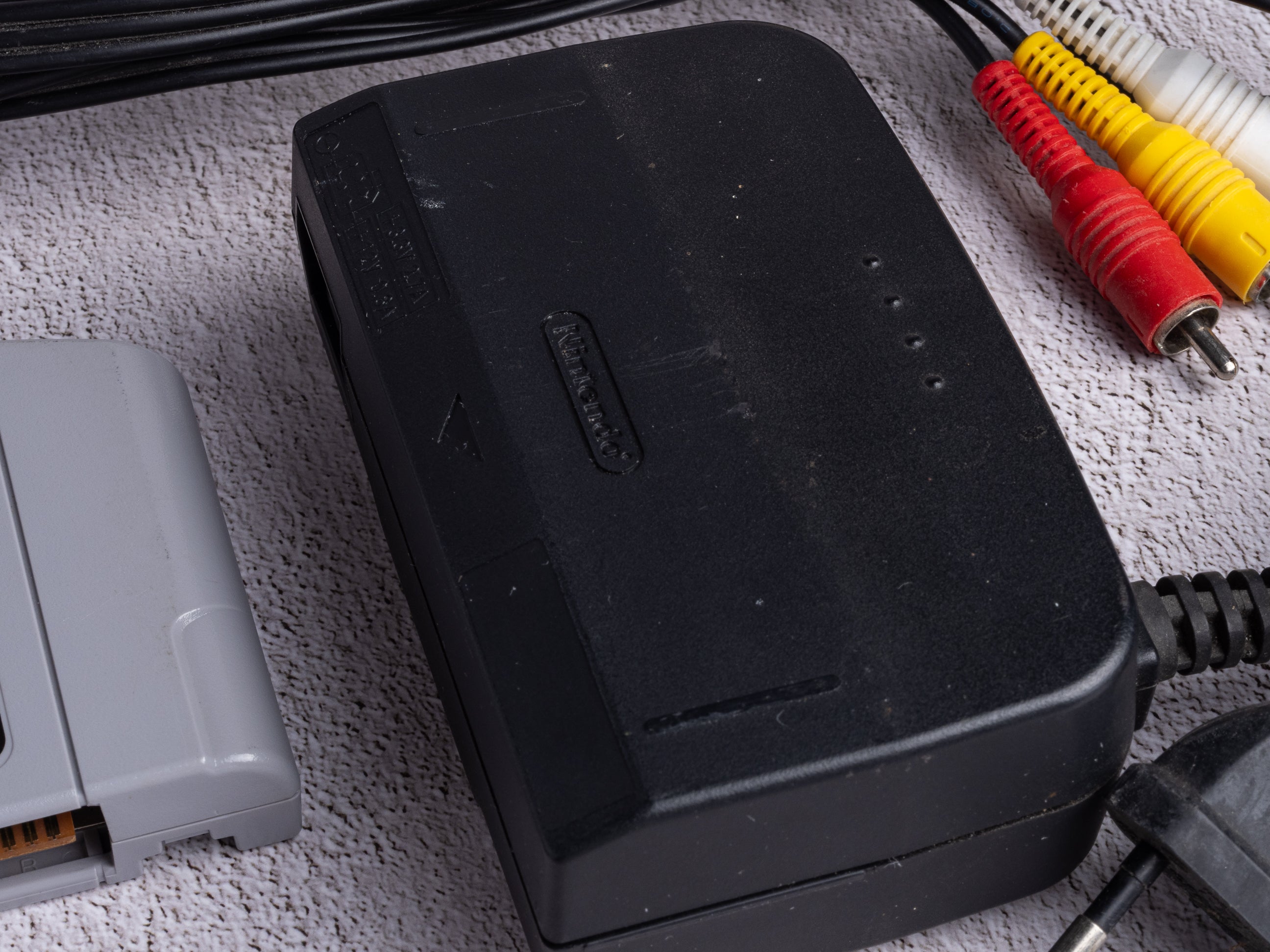 Custom Nintendo 64 - Console + Controller