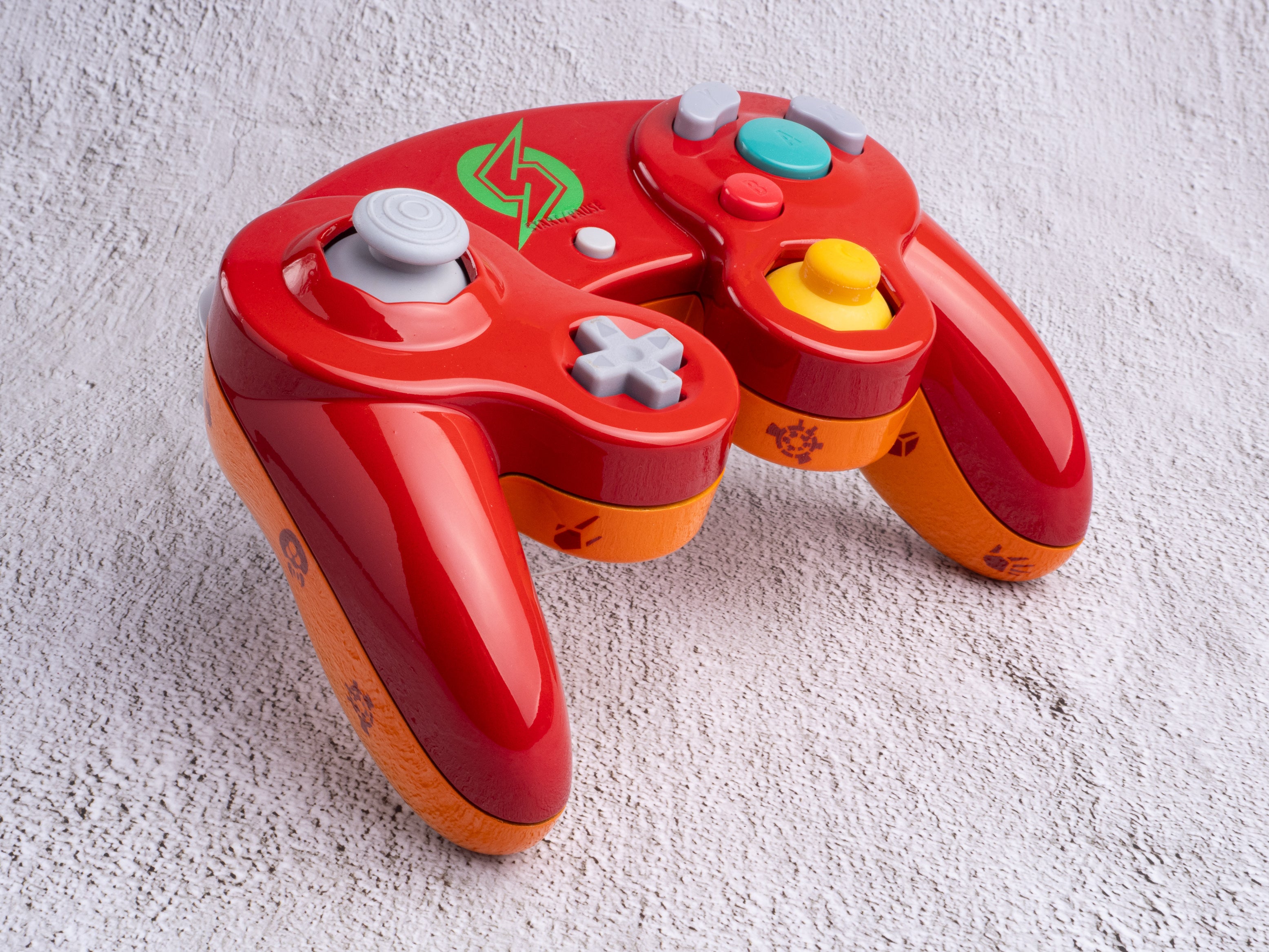 Metroid Prime - Custom Painted GameCube Controller
