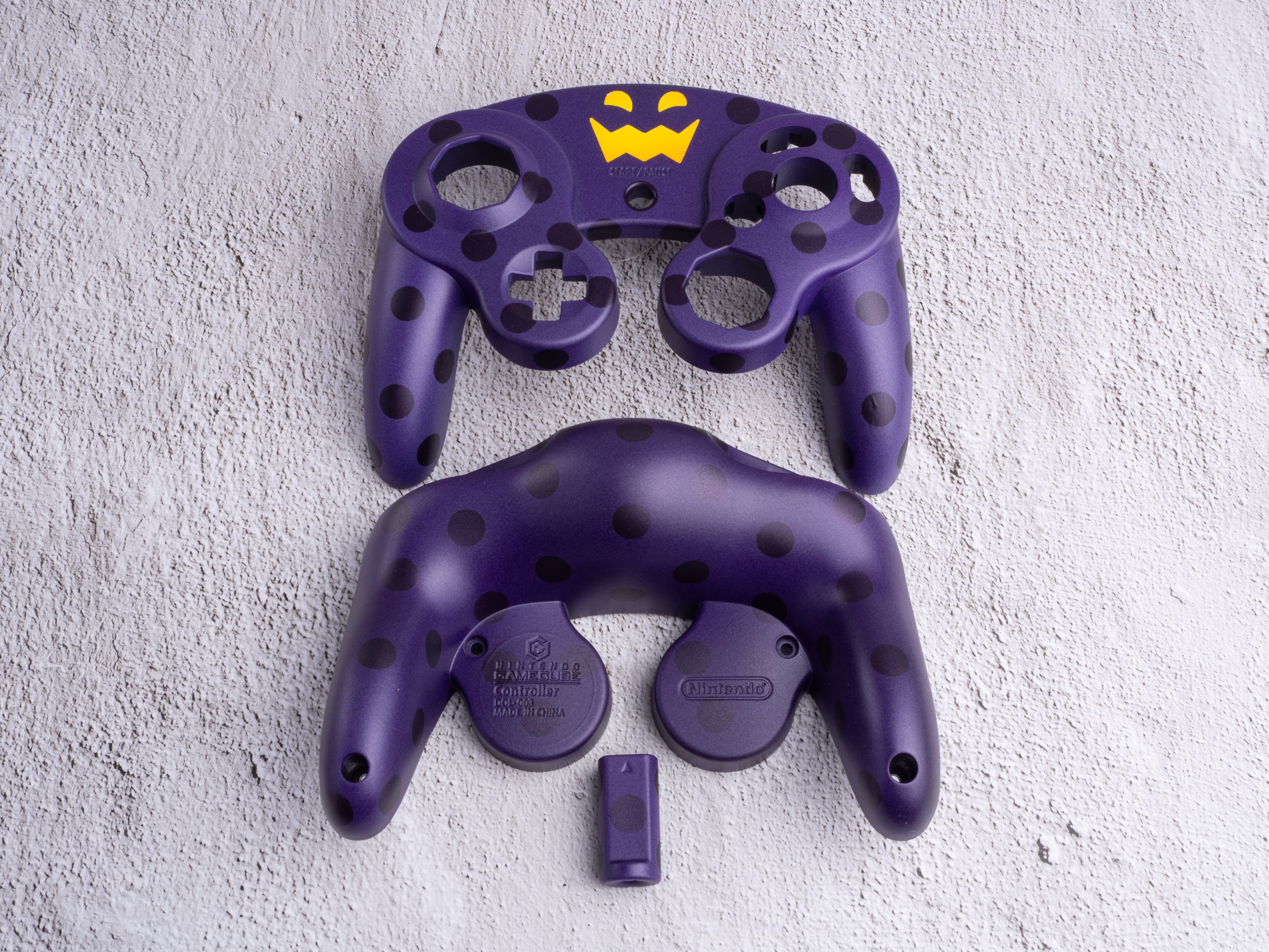 Black Chest - Custom Painted GameCube Controller