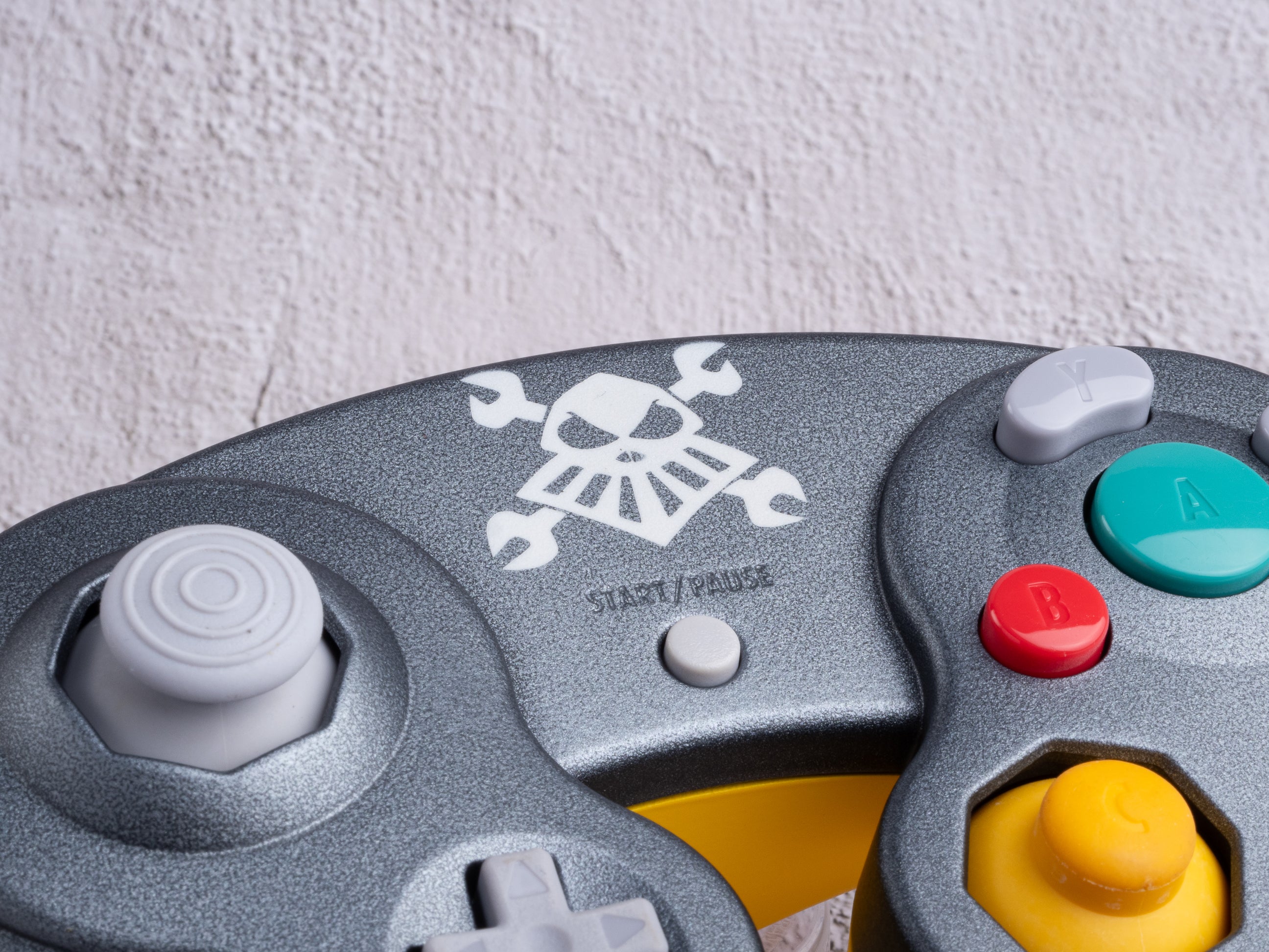 Henchman 800 - Custom Painted GameCube Controller
