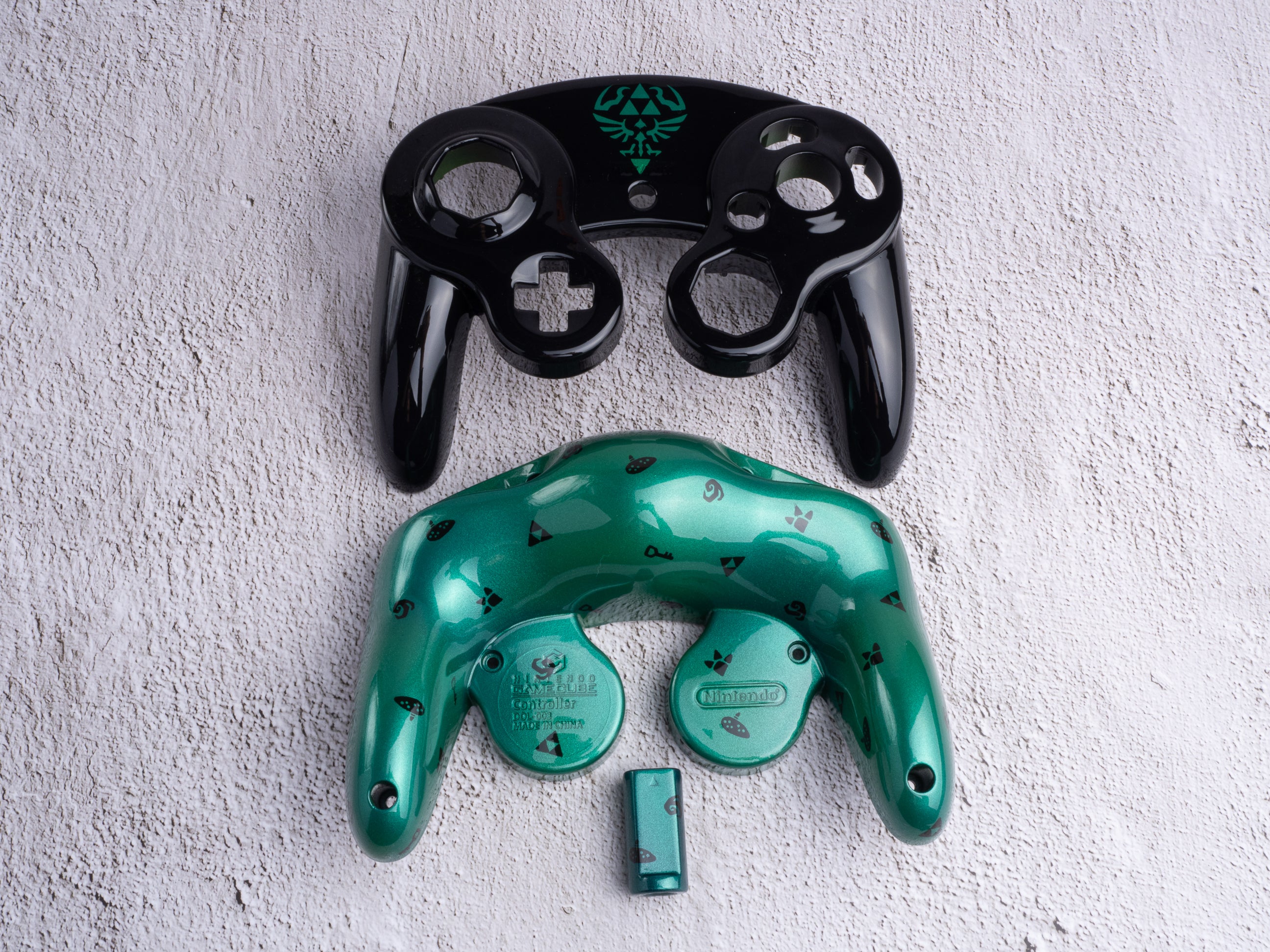 The Legend of Zelda - Custom Painted GameCube Controller