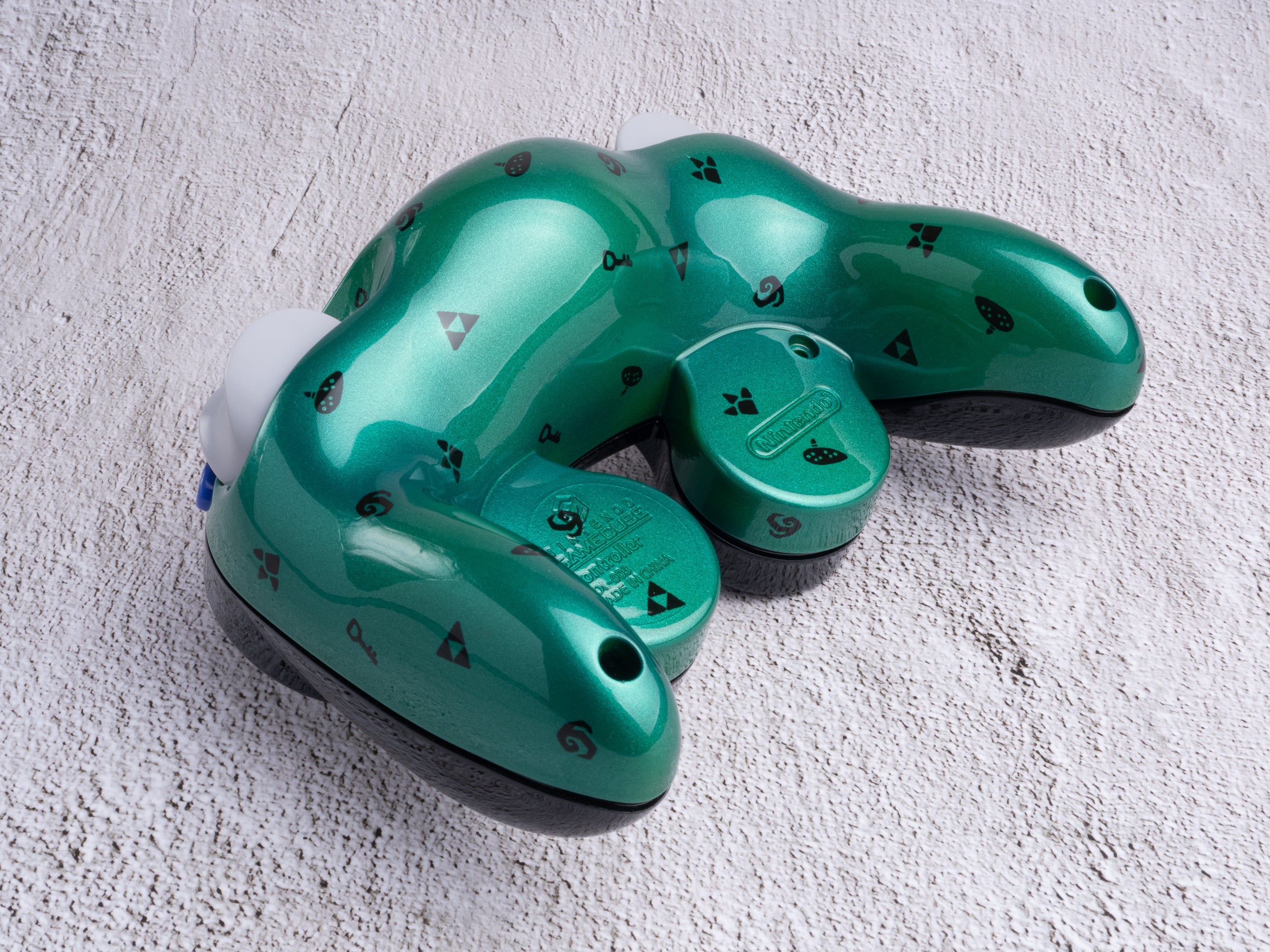 The Legend of Zelda - Custom Painted GameCube Controller