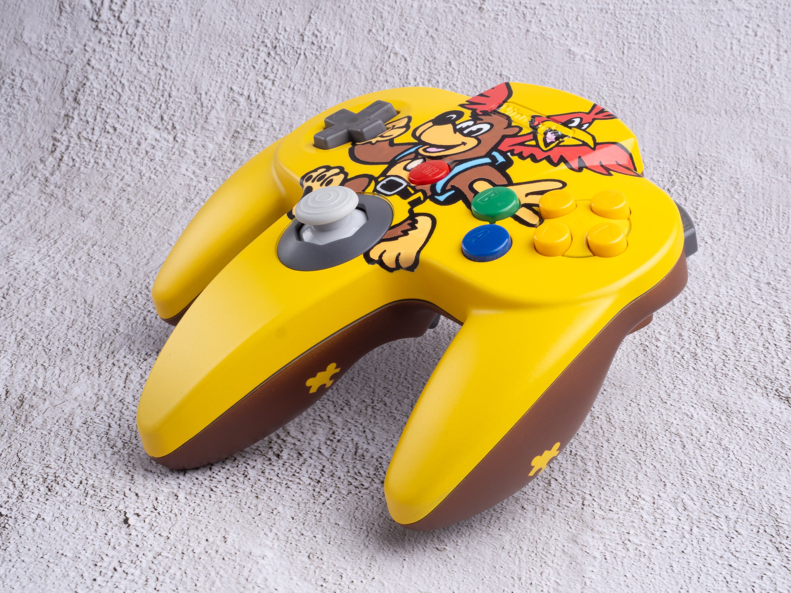 Banjo-Kazooie - Custom Painted Nintendo 64 Controller