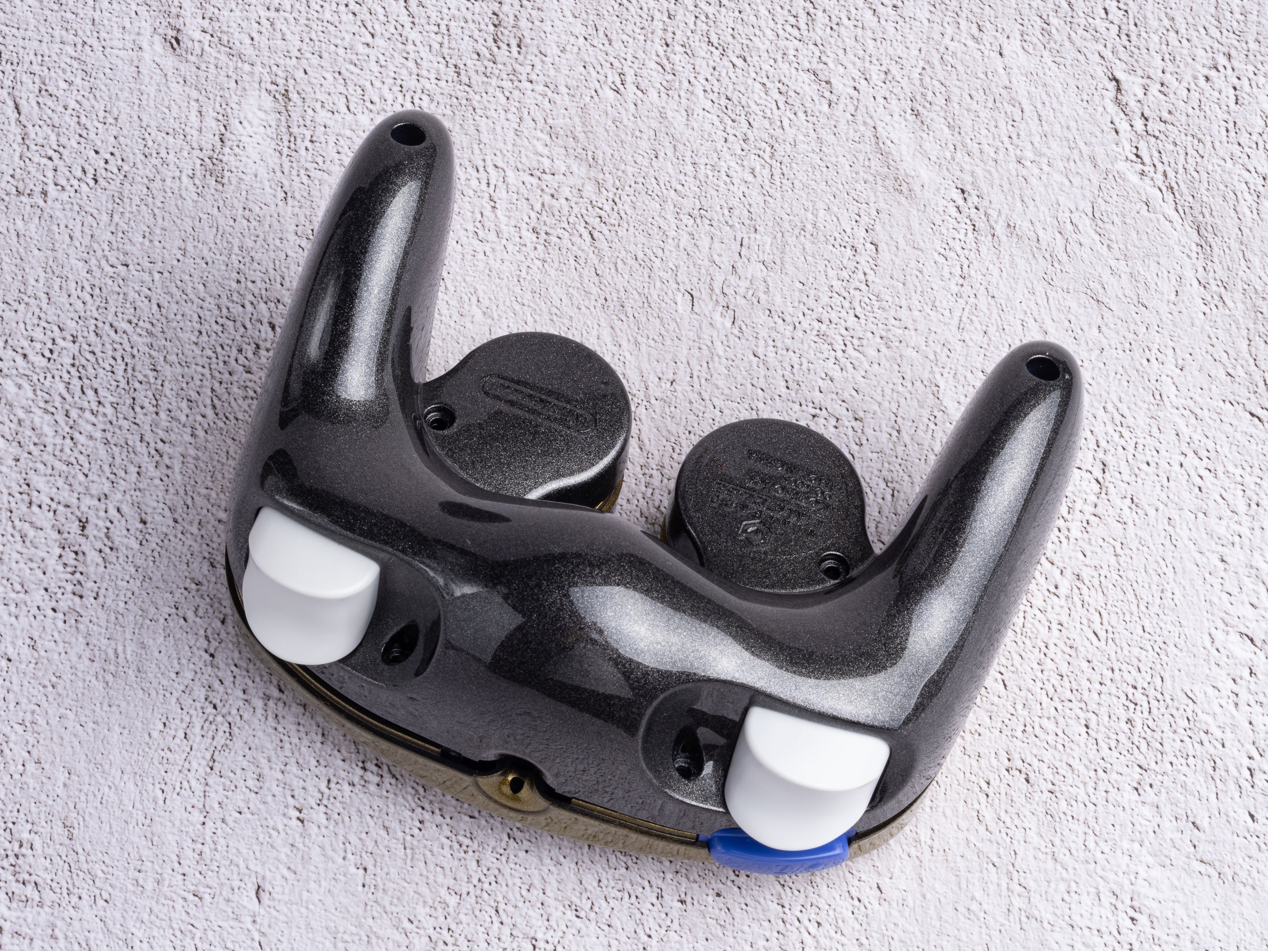 GoldCube - Custom Painted GameCube Controller Shells