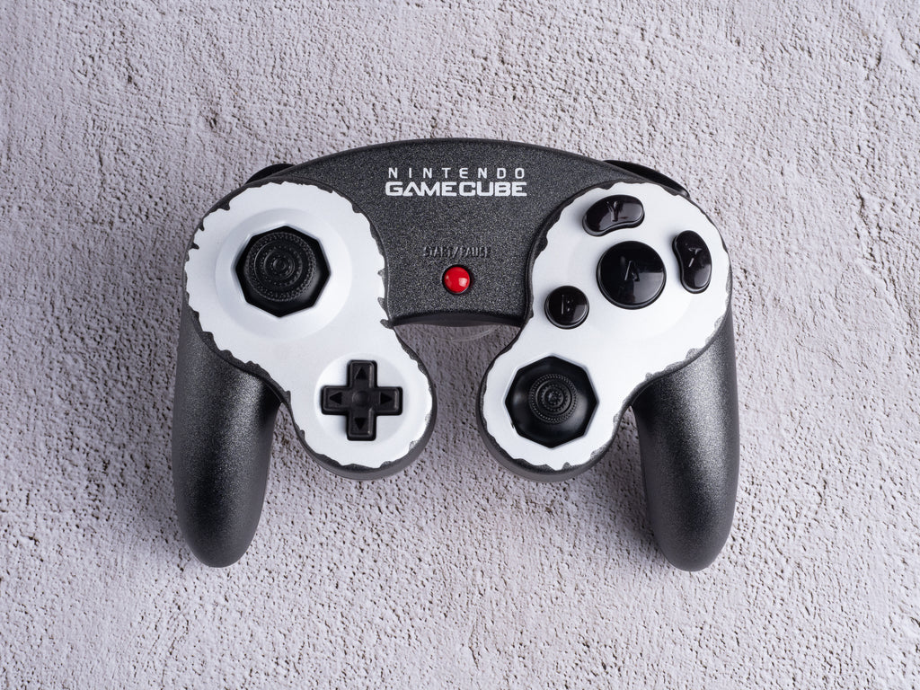Monochrome - Custom Painted GameCube Controller