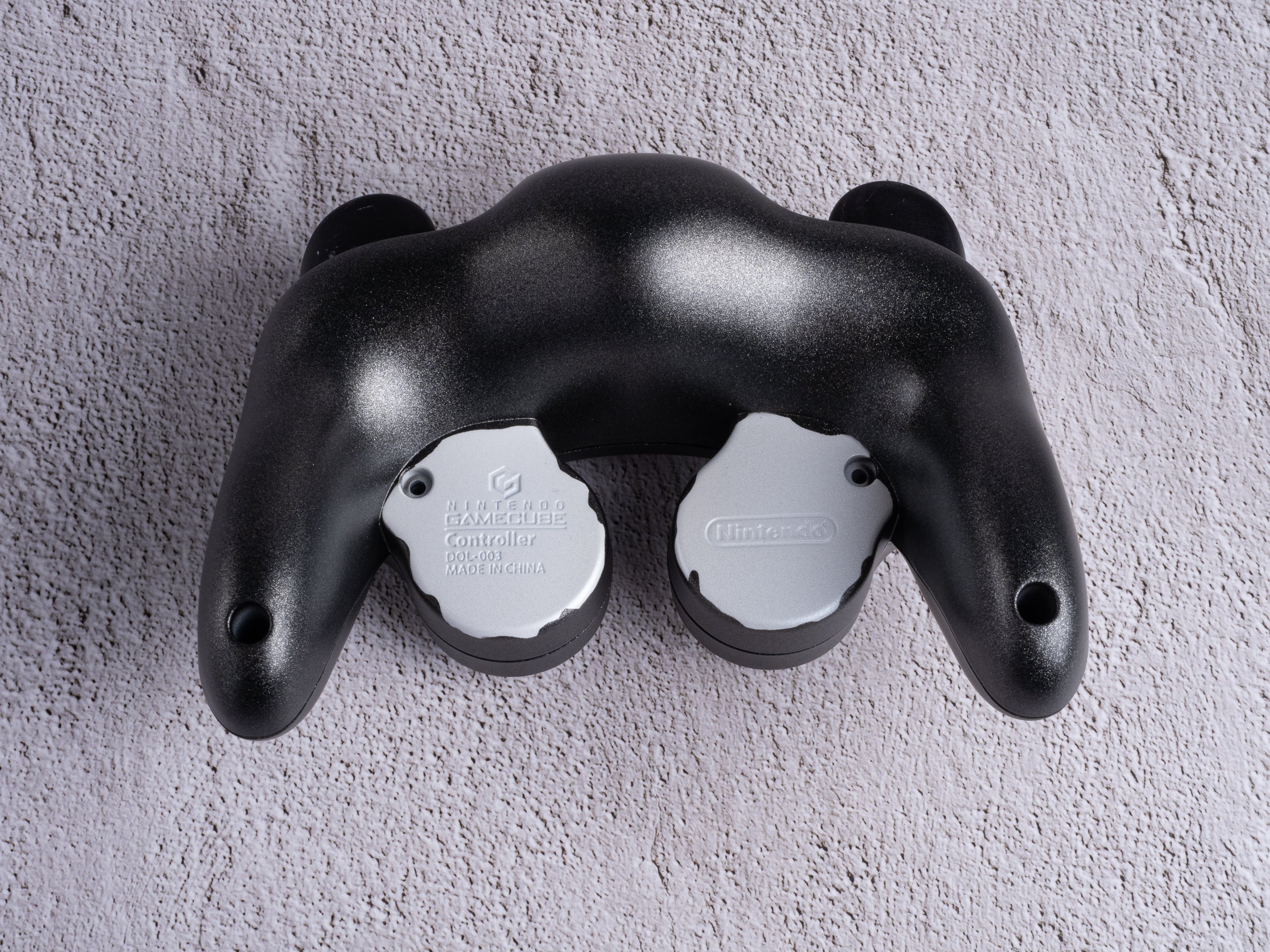 Monochrome - Custom Painted GameCube Controller