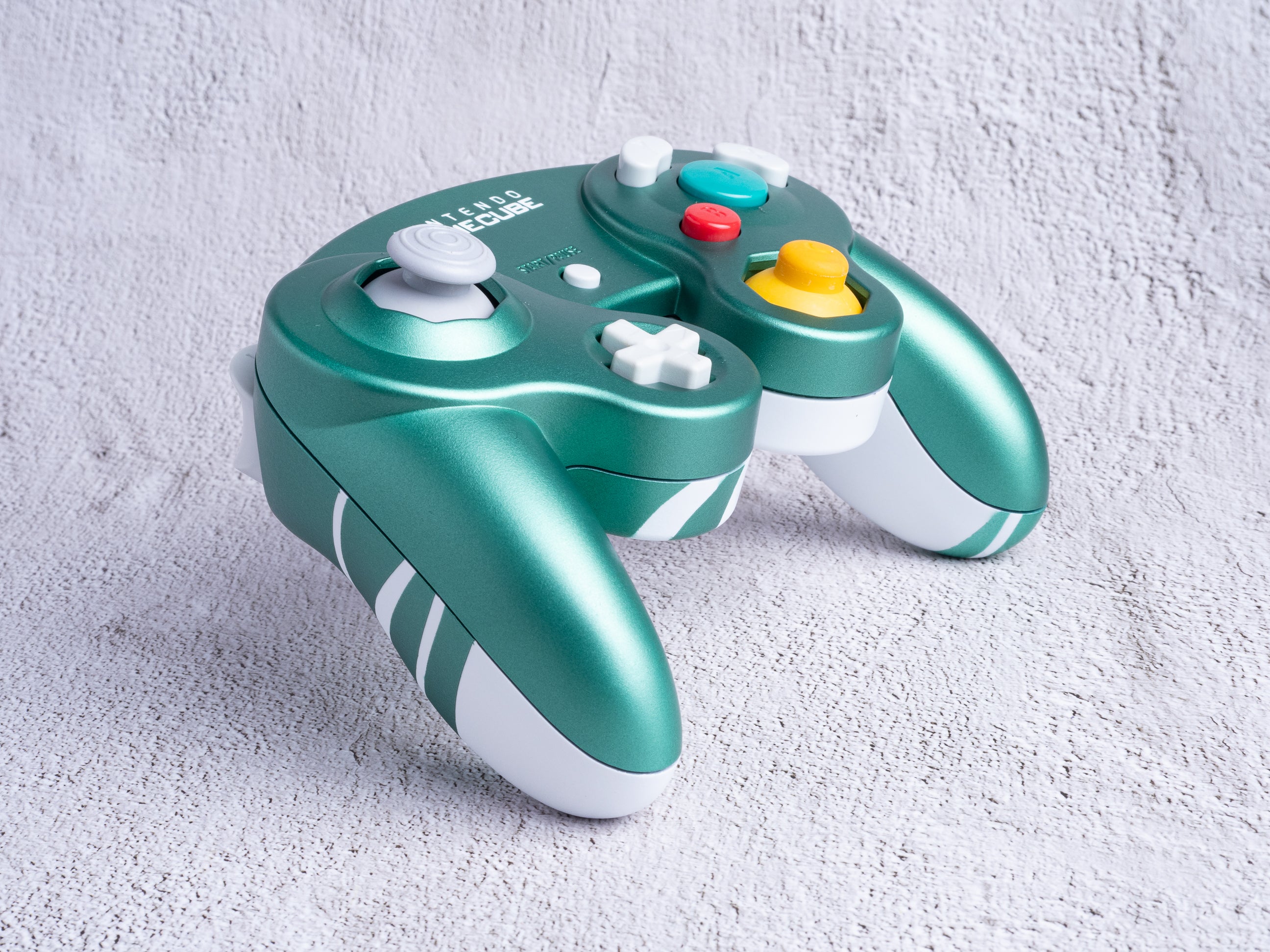 Green & White - Custom Painted GameCube Controller Shells