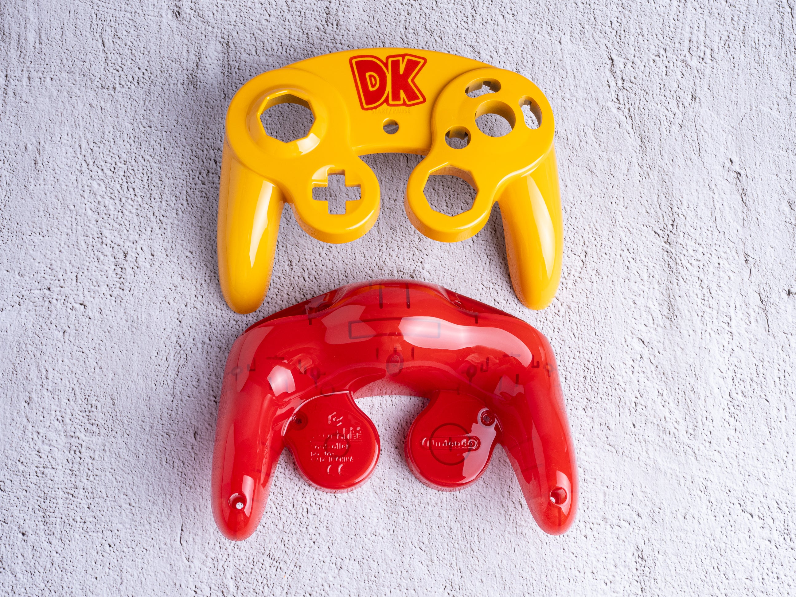 Donkey Kong - Custom Painted GameCube Controller Shells