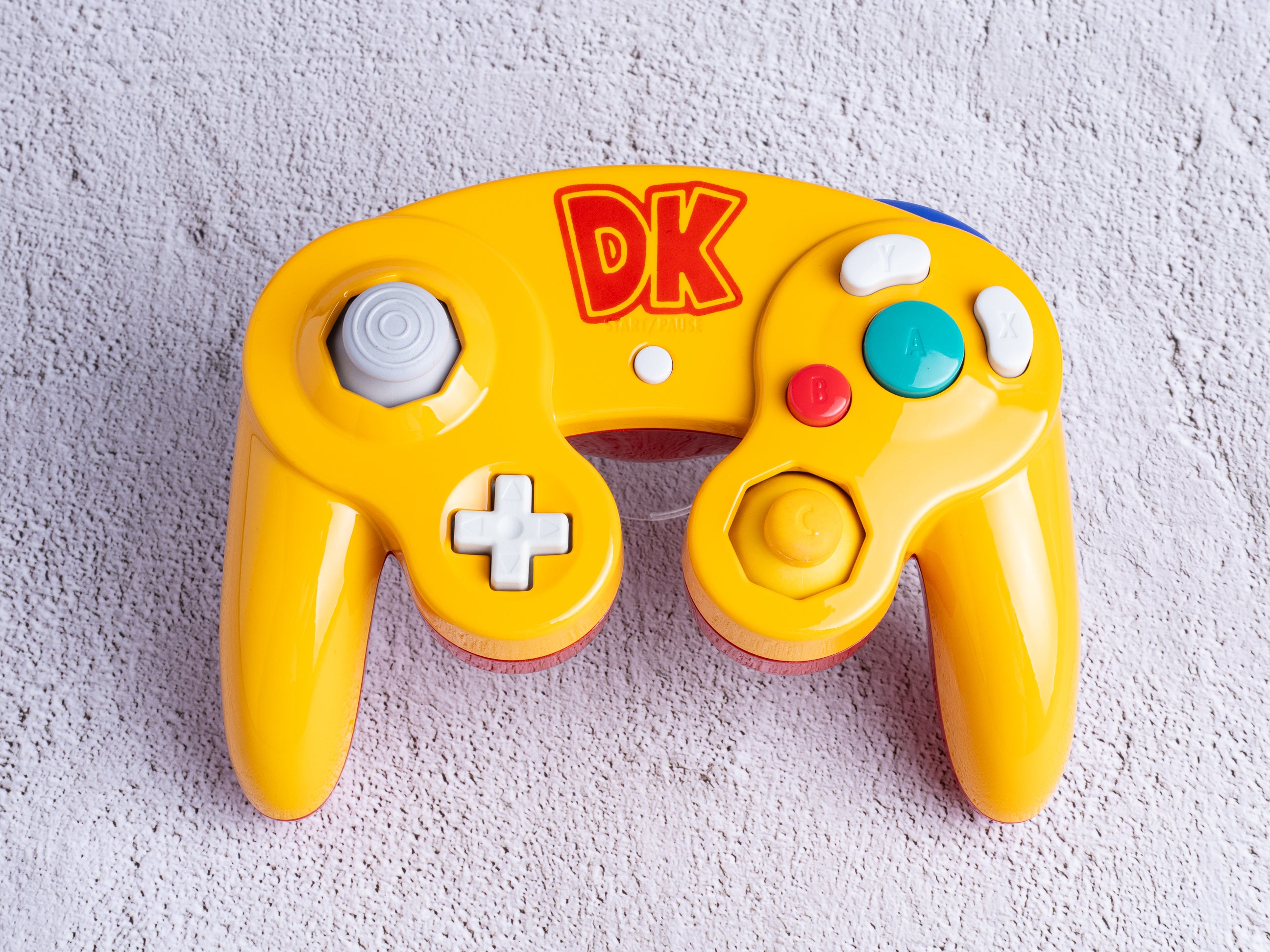 Donkey Kong - Custom Painted GameCube Controller Shells