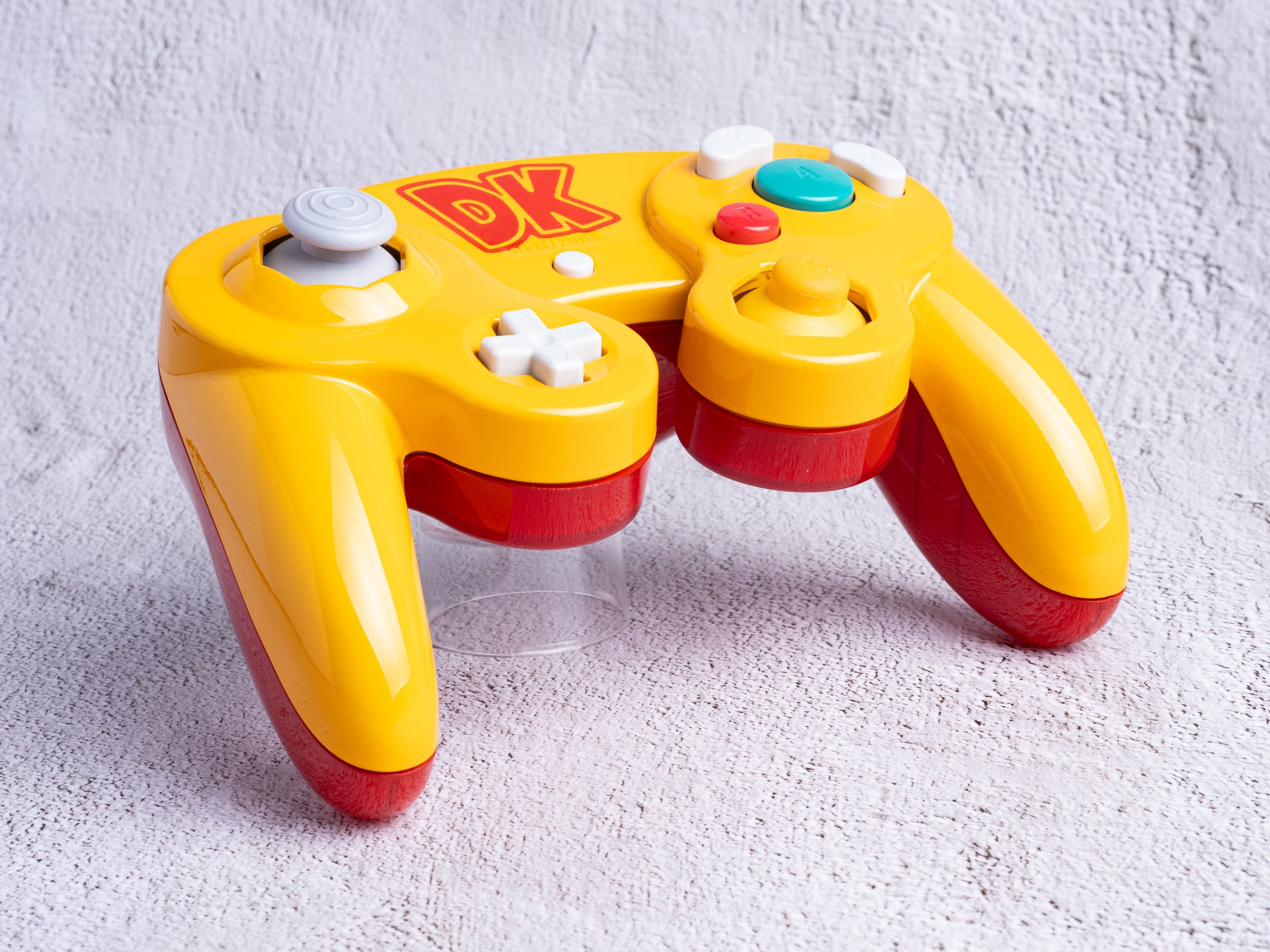 Donkey Kong - Custom Painted GameCube Controller Shells