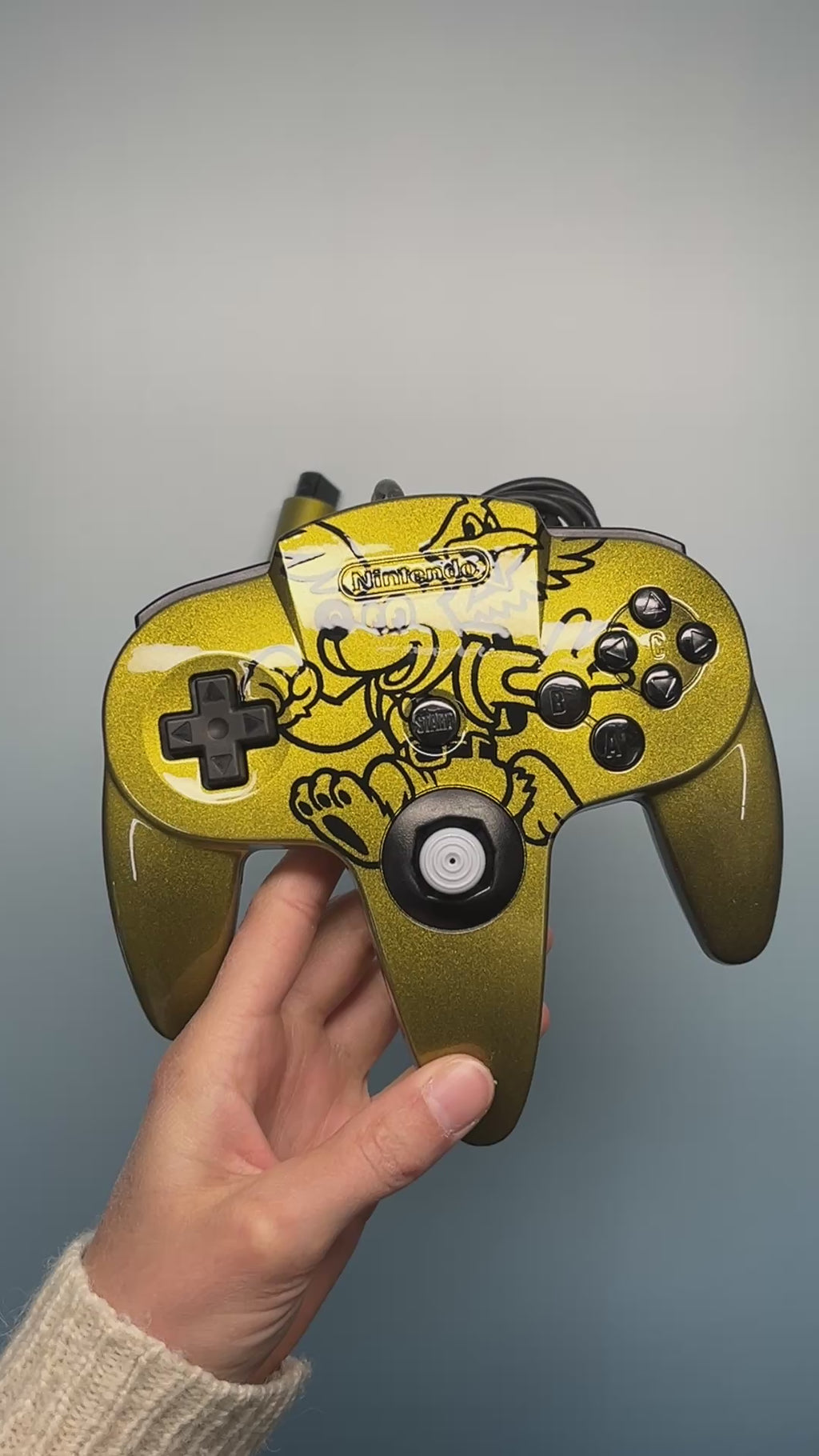 Banjo-Kazooie Gold - Custom Painted Nintendo 64 Controller (OEM)